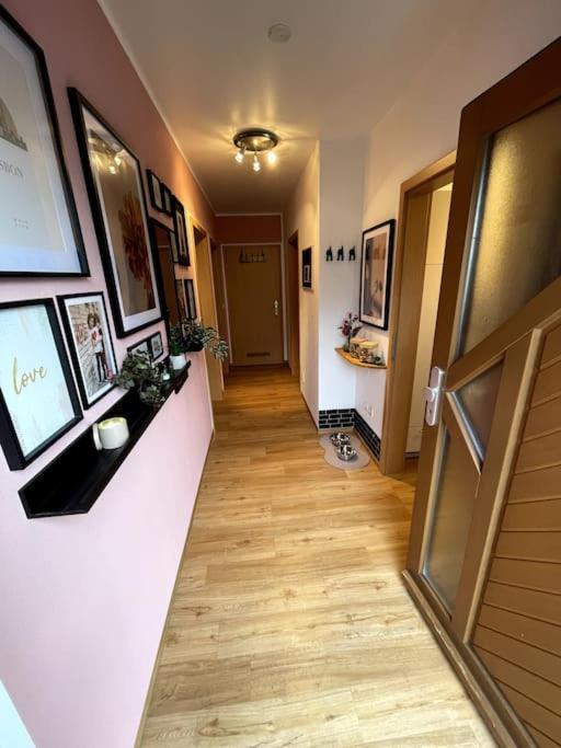 Cozy Wilkipartment Bis 4 Pers - Hund - Netflix - Wlan - Wintergarten - Coffeebar - Popcorn Verl Buitenkant foto