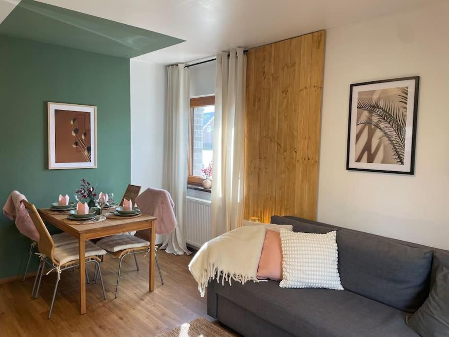 Cozy Wilkipartment Bis 4 Pers - Hund - Netflix - Wlan - Wintergarten - Coffeebar - Popcorn Verl Buitenkant foto